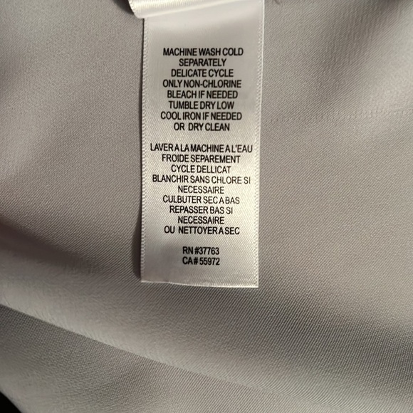 Laundry By Shelly Segal Gray VNeck Tunic Size Medium - Picture 11 of 11